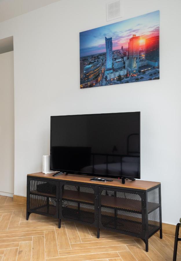 Marszalkowska White & Black Apartment Warschau